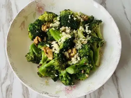 Peachy broccoli