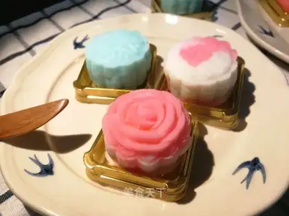 Ice mooncake