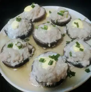 Steaming mushrooms
