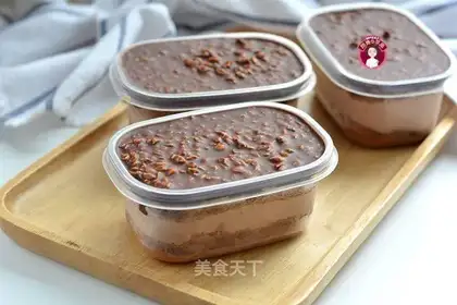 Chocolate cream box cake