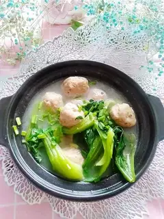 Coughfish head meatball soup