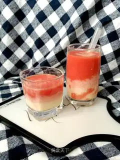 A little ketchup juice