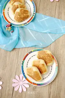 Cheese sauce-legs