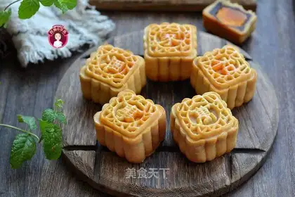 White Lotus and Red Bean Sands