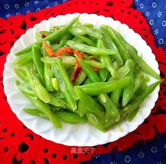 Shrimp skin and bean horns