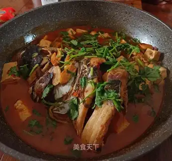 Bean petal fried fish tofu