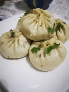 Piggy buns