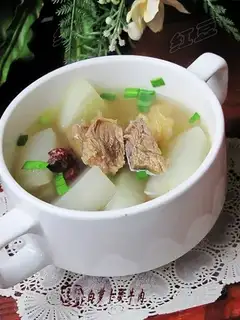 Stewed beef with white radish