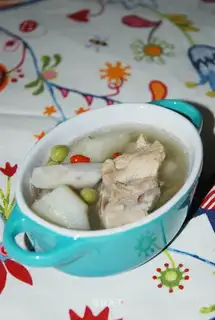 wolfberry, yam and pork ribs soup