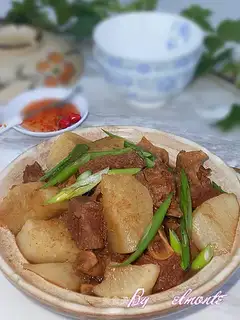 Beef brisket radish