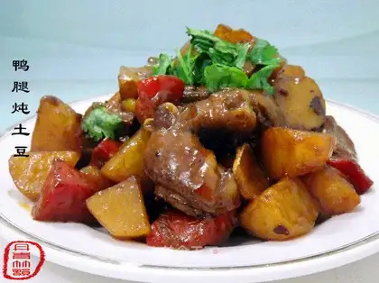 Stewed potatoes with duck legs