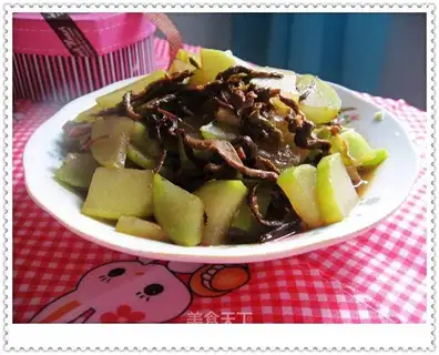 Moldy dried vegetable gourd