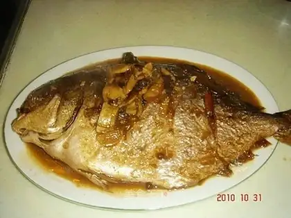 Braised silver pomfret