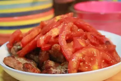 Tomato covered ribs