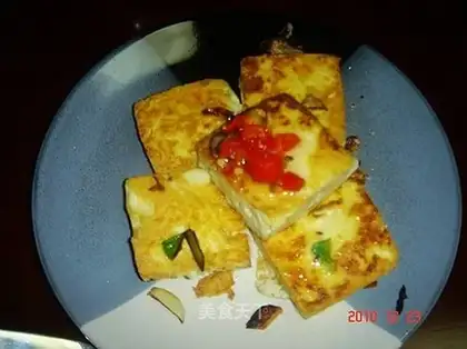 Pan-fried stinky tofu