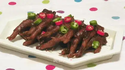 Fried chicken feet with black bean sauce
