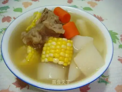 Fresh corn and mutton soup