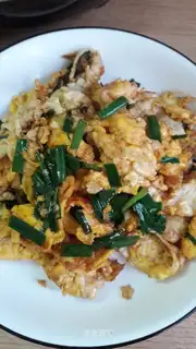 Onion fried eggs