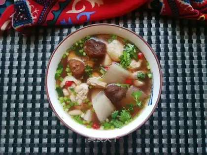 Black carrot, red mushroom chicken leg soup
