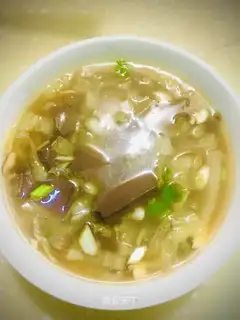 Duck-blooded broth