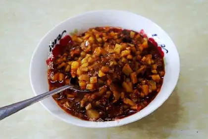 Potato beef sauce