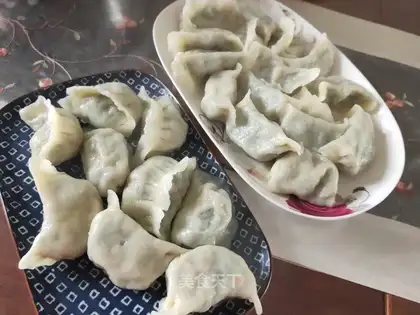 Shrimp pickles, three dumplings