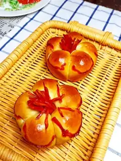 Sausage flower bread