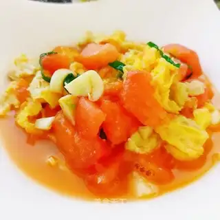 Tomato fried eggs