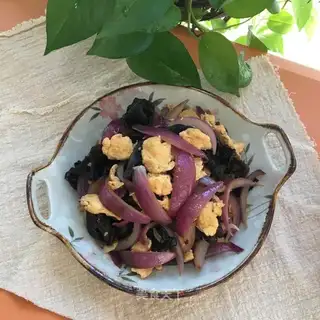 Eggs and onions