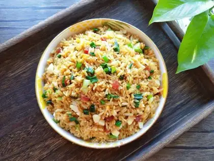 Garlic sausage fried rice