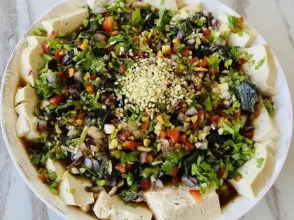 Pyramid tofu pine eggs