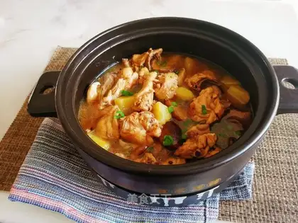 Frozen chickens with mushroom potatoes