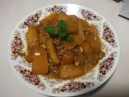 Meat and radish