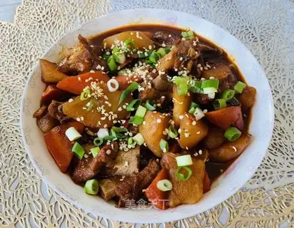 Pyramid veggies burn ribs