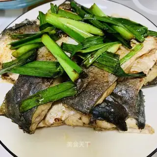 Garlic mackerel