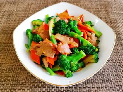 Meat and broccoli