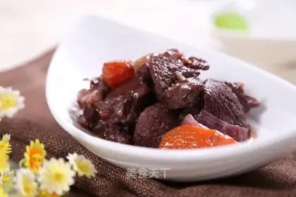 Red tomato lamb