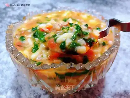 Celery-leaved tomato mushroom pork puff soup