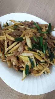 White fried meat
