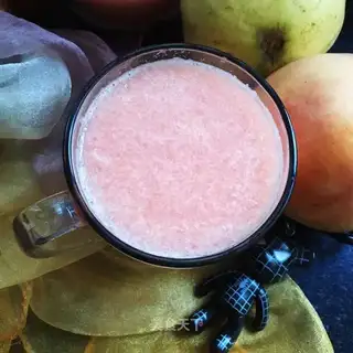 Apple pomegranate juice