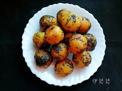 Black Sesame Potatoballs