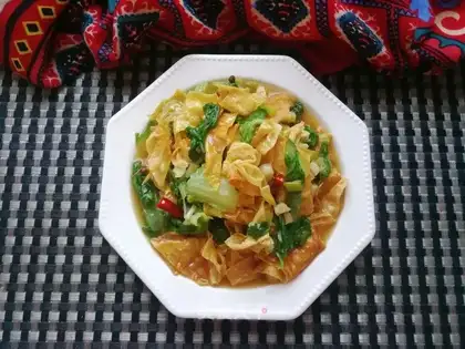 Little cabbage and tofu skin