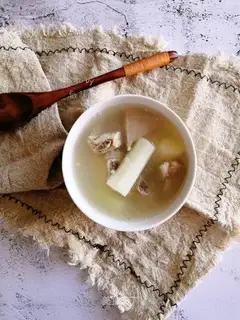 Mountain medicine and bone soup