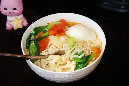 Hot noodle buns