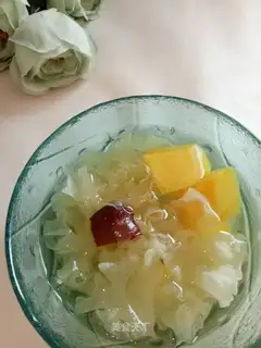 Sweet soup with silver and potatoes