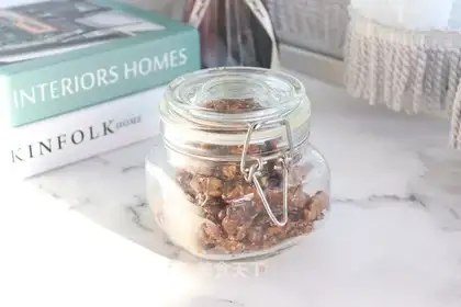 Amber walnuts