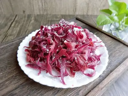 Coconut chips