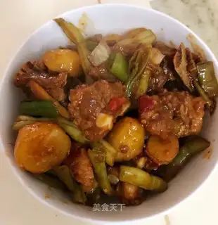 Four seasons of red bean roasted ribs