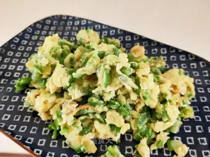 Pepper fried eggs