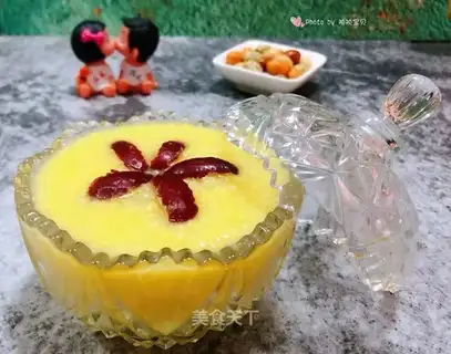 Eggs and rice porridge